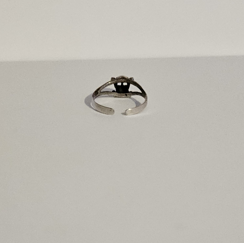 Sterling Silver 925 Skull Bones Toe Ring - Picture 4 of 5